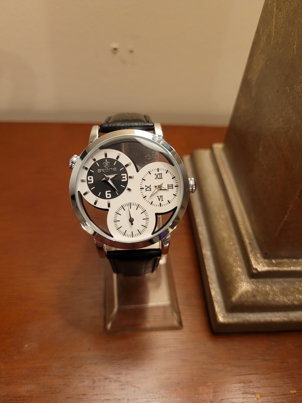 Brand New Skone Silver and White Multi-Dial Men's Watch